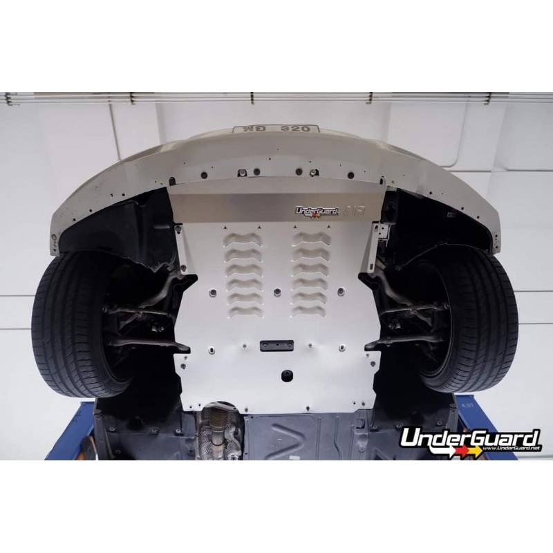 แผ่นใต้เครื่อง บังเกอร์ UnderGuard แท้ สเป็คตรงรุ่น BMW F30 กันเครื่องเกียร์แคร้ง อันเดอร์การด อลูมิเนียม