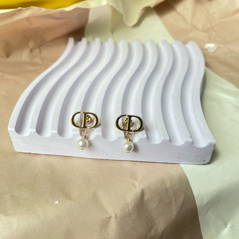 (D9)ต่างหู จีซู รุ่น PETIT EARRING งานHINED (มุกเดี่ยว)