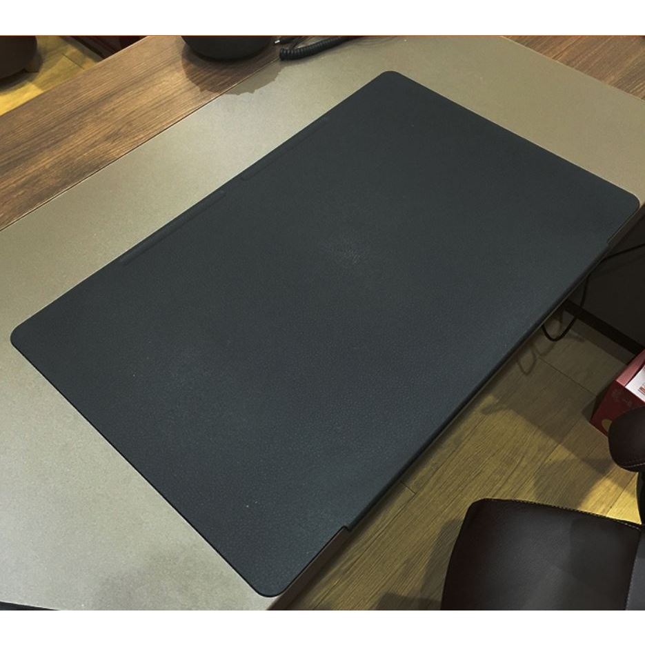 แผ่นรองโต้ะทำงาน ไซด์ใหญ่ - หนา (70*45 ซม)  PVC Desk MAT แผ่นรองเม้าส์แบบยาว มีตัวล็อกมุม แบบแข็ง รอ