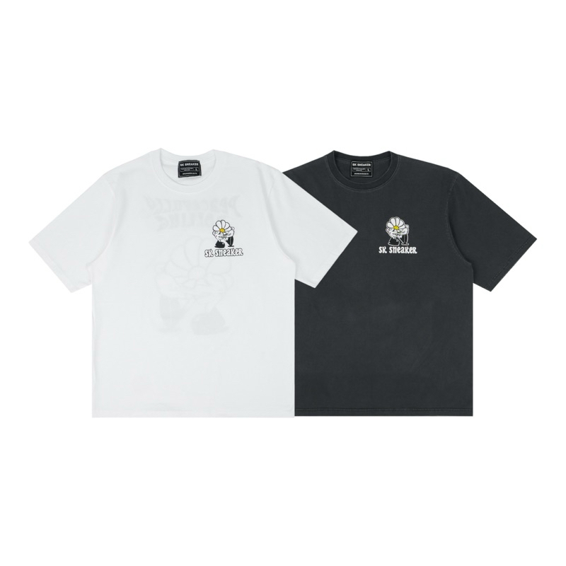 SK SNEAKER PEACEFUL TEE สินค้ามี 2 สีให้เลือก