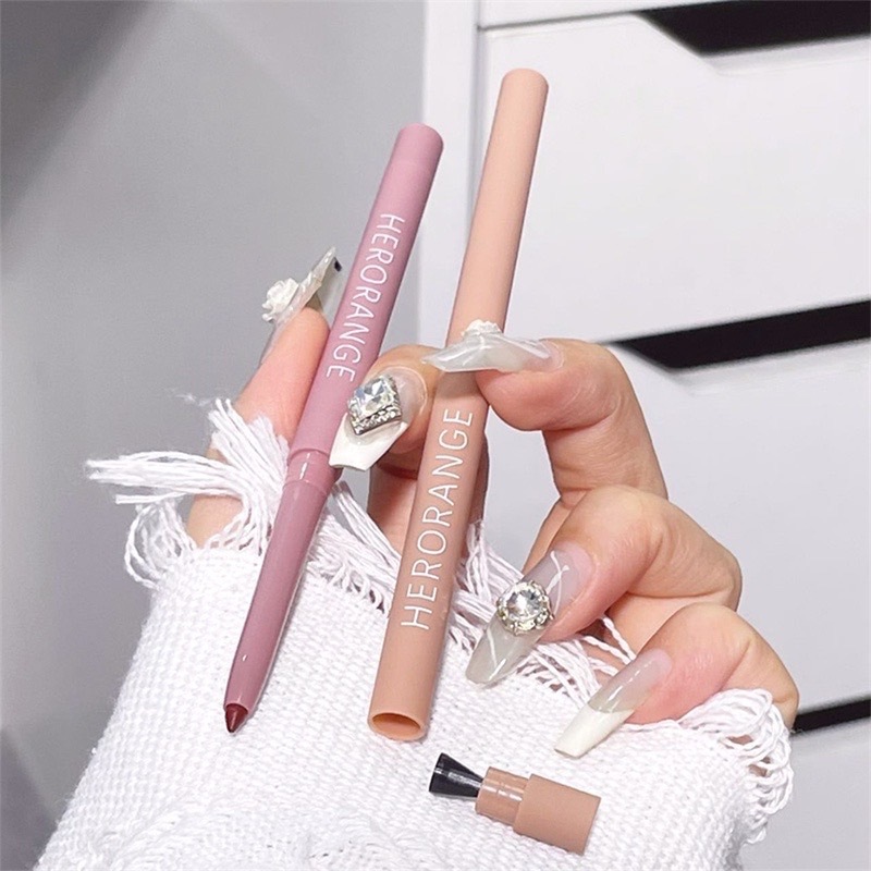 L407 HERORANGE ลิปไลน์เนอร์ แบบหมุนอัตโนมติ เนื้อแมตต์กํามะหยี่ สีสวย เกลี่ยง่าย ติดทนนาน