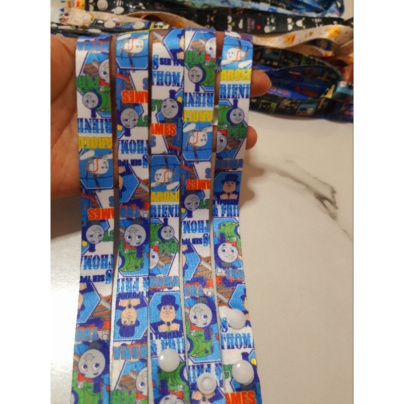 สายคล้องแมสรถไฟโทมัสแบบกระดุม(จัดส่งไวมาก)