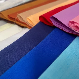 ผ้าคอตตอน ทีซี TC (ราคาต่อ 1 เมตร) แบบโทเร เนื้อนุ่ม มีหลายสี ใช้ทำ กระเป๋า ซันใน ผ้าเมตร ผ้าหลา เกรด AA