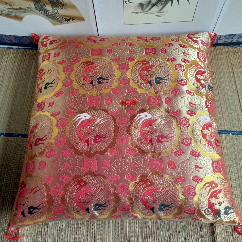 Ichikama, Premium Gomaizabuton, 29.1 x 29.1 inches (74 x 74 cm), "Buddhist altar and temple use"