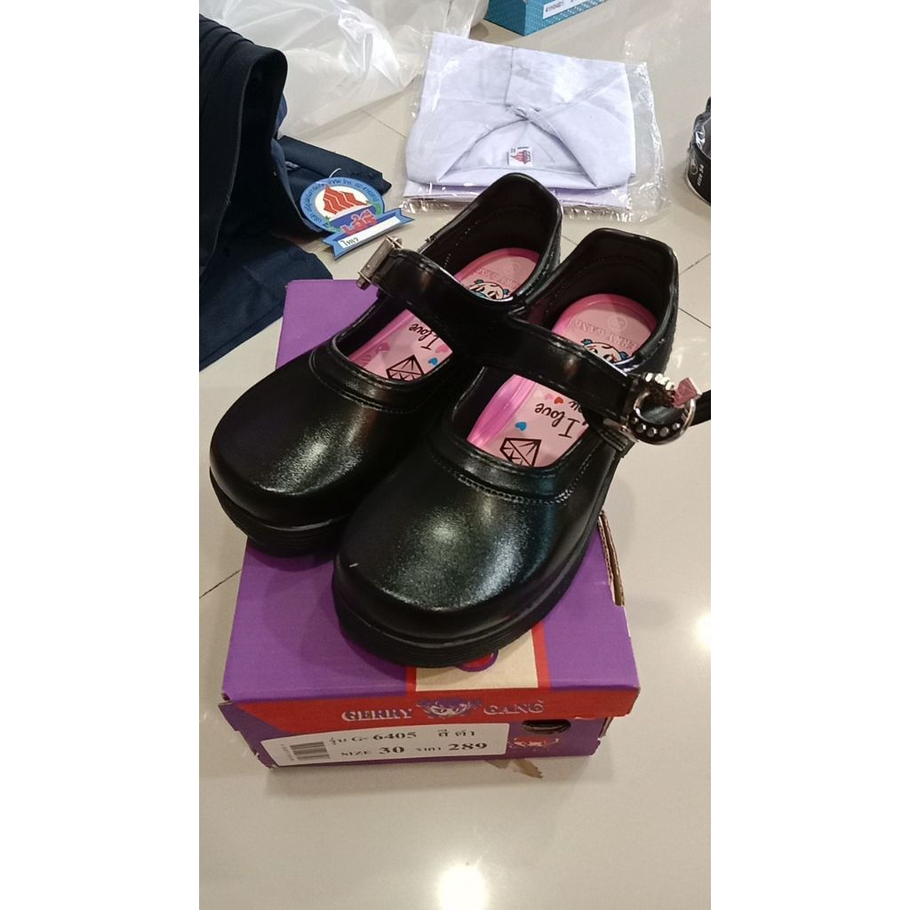 รองเท้านร.หญิง สีดำ เบอร์ 30 Gerry gang G-6405