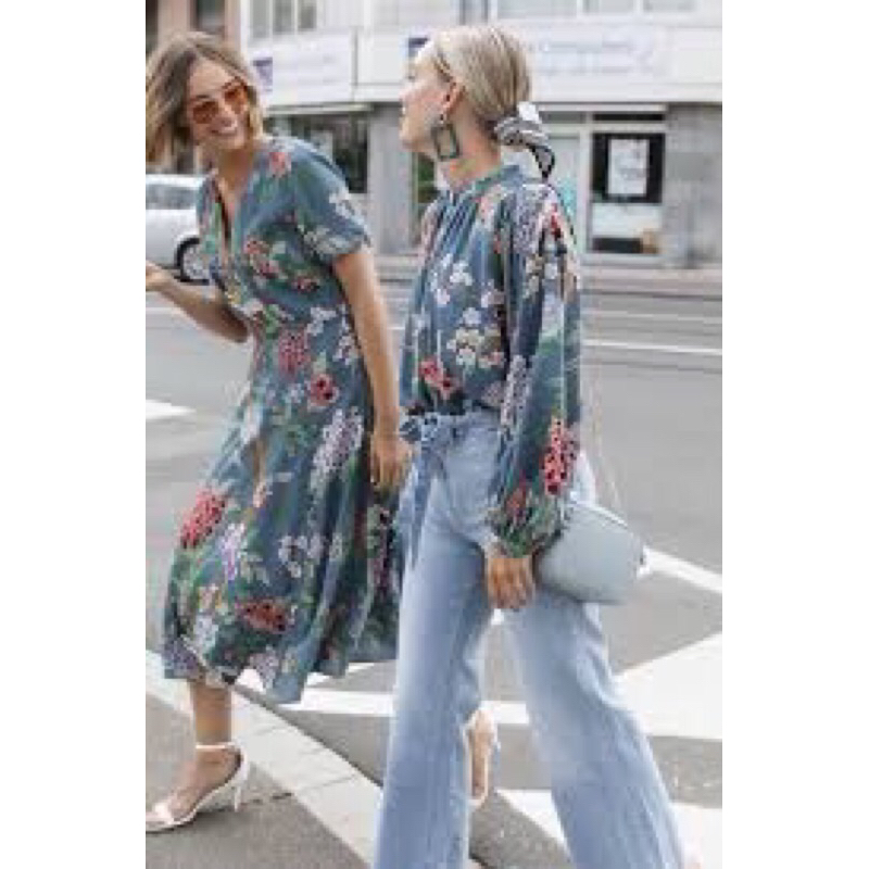 Hแอนด์M GP & J Baker ไซส์ EUR42 อกหน้าผ้า 60 นิ้ว ผ้าบาง ผ้าเรยอน ลายดอก ยาว 24 นิ้ว