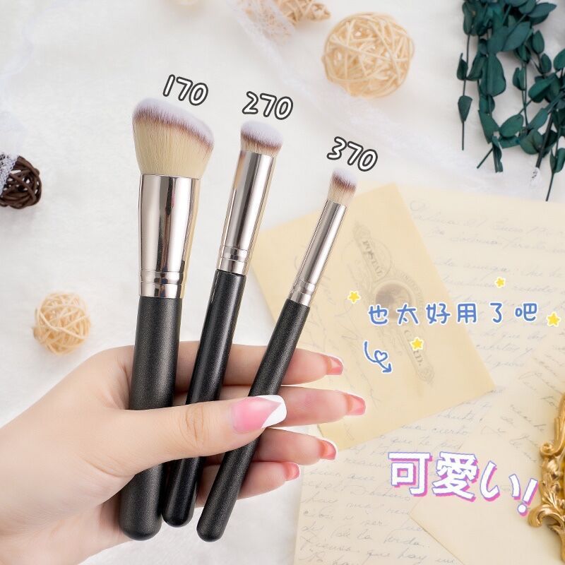 แปรงแต่งหน้า ลงรองพื้น คอลซิลเลอร์ ขนแปรงแน่น นุ่มพิเศษ ไม่กินรองพื้น