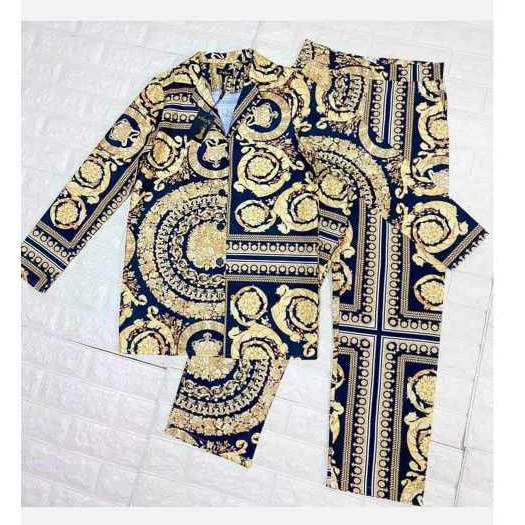 เซตเสื้อและกางเกงลายเวอซาเช่ Size M ป้ายนานา