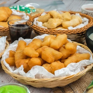ปาท่องโก๋กึ่งสำเร็จรูป 1 แพ็ค 80฿ (บังอีโก๋เล็ก สิงห์บุรี)
