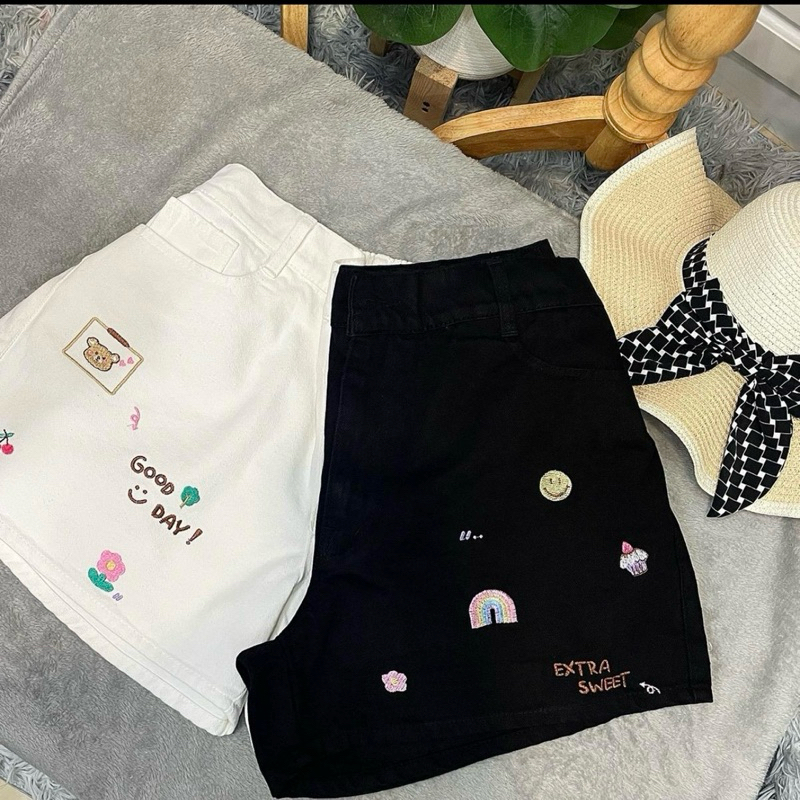 กางเกงยีนส์ปักลายGoodday