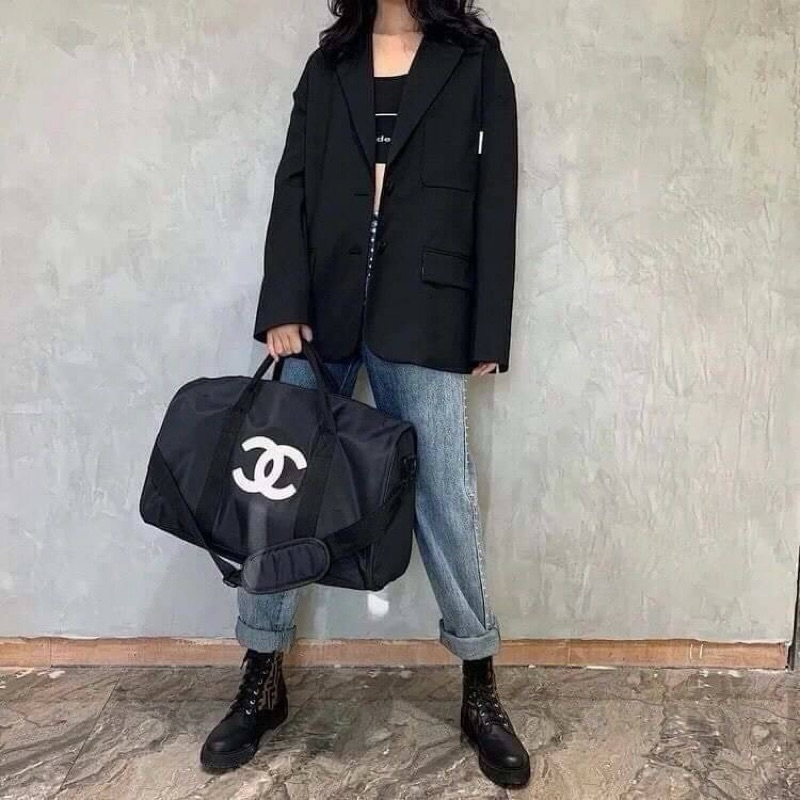 กระเป๋าเดินทาง Chanel ชาแนล รุ่นนี้ใบใหญ่จุใจ