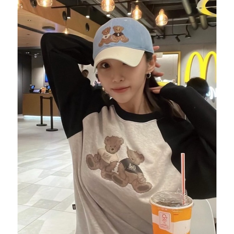 MARITHE bear x 2tone sweater🧸📉(390฿ฟรีส่ง) เสื้อแขนยาวสเวตเตอร์  สกรีนลายน้องหมี น่ารักมากกก