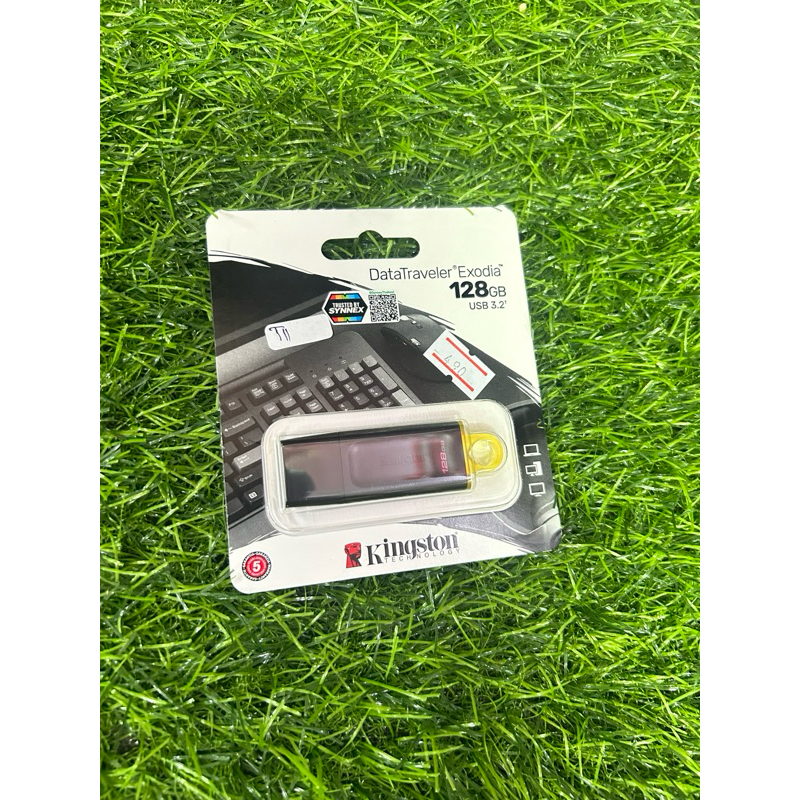 Flash drive 128 gb ยี่ห้อ Kingston