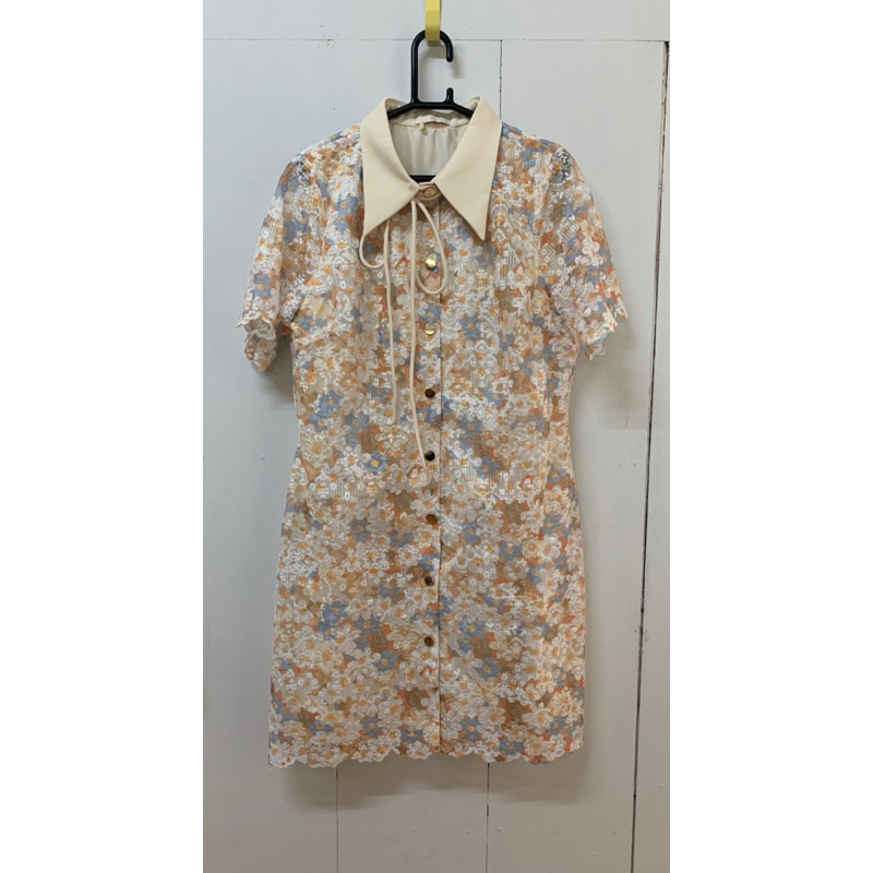 *ส่งต่อ* เดรส Jules Lace dress in daisy print (Cheryl brand) ร้าน SOS