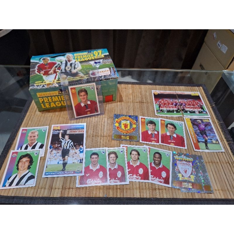 MERLIN'S PREMIER STICKER 97 : ซองละ 29 บาท (1 ซองมีสติ๊กเกอร์ 6 ใบ) ลุ้นนักเตะดังในตำนาน