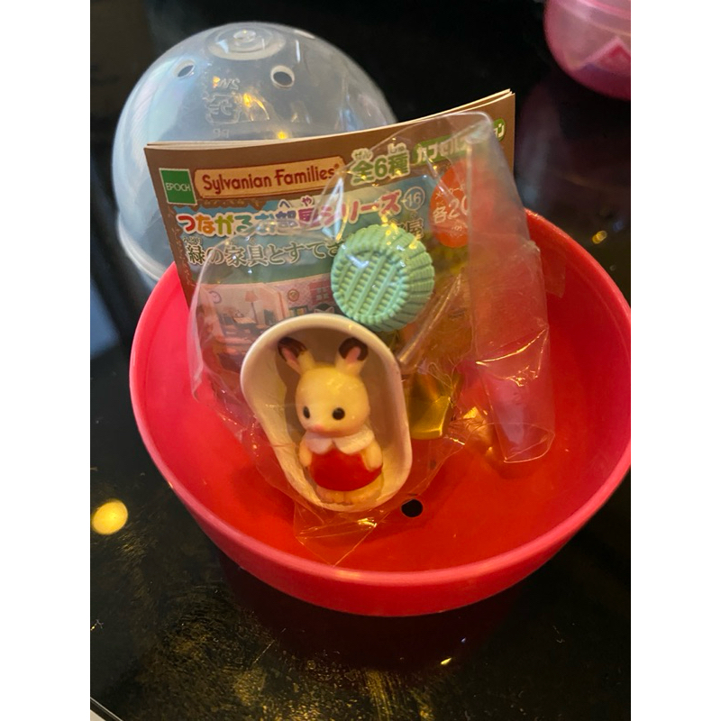 กาชาปอง japan 100% sylvanian families / Anpan man