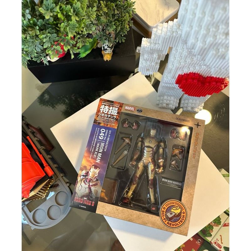 Model Iron Man Mark 42 ZD-Toy สูง 18 เซนติเมตร ลิขสิทธิ์แท้