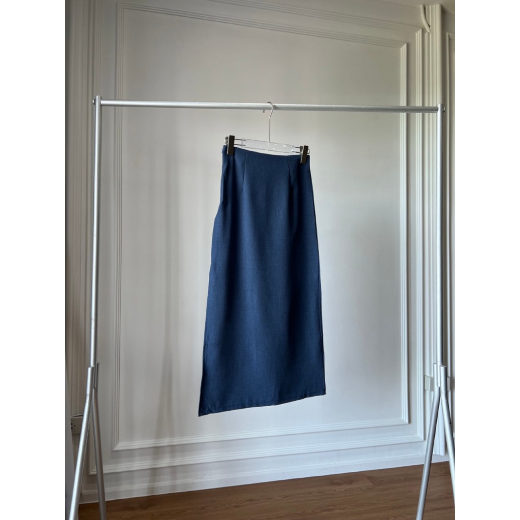 ATIPASHOP - BREAK IT SKIRT กระโปรงผ้า Snow ผ่าข้างทรงสวย - รูปที่ 3