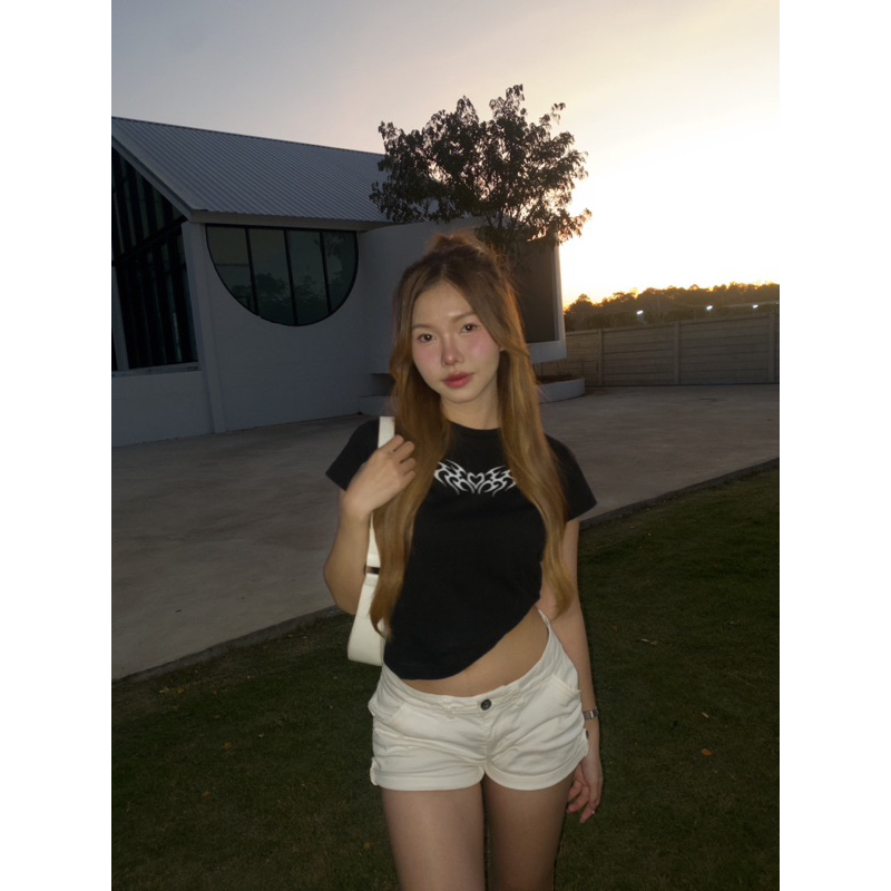 [IRISCIRCLE]🎨เสื้อยืด  Heart fire❤️‍🔥💘(Baby tee)cotton100% 📦🏷️