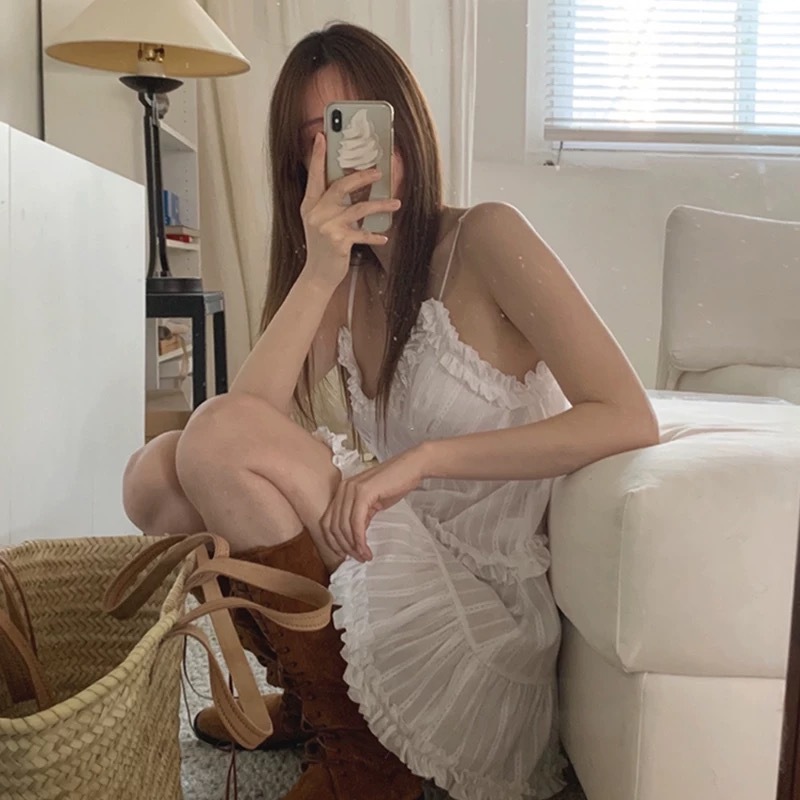 Cicishop(J930)มินิเดรสสายเดี่ยวสายปรับได้ ดีเทลเลเยอร์ผ้าบาง ให้ลุคขี้เล่นซุกซนน่าค้นหาสุดๆ - รูปที่ 4