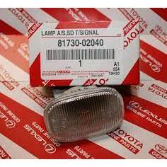 ไฟเลี้ยว ข้างแก้ม Toyota Altis,Vigo,Vios (สีขาว) 81730-02040 บังโคลนหน้า แก้มหน้า(ราคาต่อ 1 ชิ้น)
