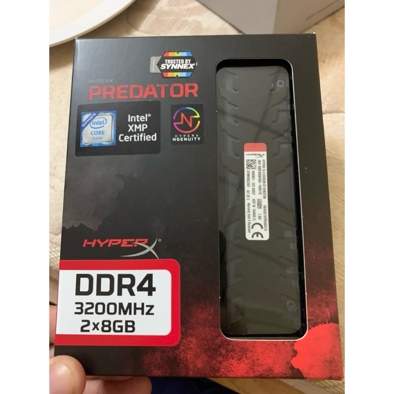 HyperX PREDATOR RGB DDR4/3200 8*2