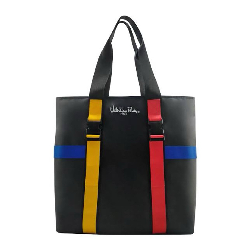 กระเป๋า Valentino Rudy Tote Bag ของใหม่ในห่อ ราคาเต็ม 2,390
