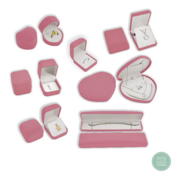 กล่องกำมะหยี่ใส่ชุดเครื่องประดับสีโอรส แหวน สร้อย กำไล  ทำจากวัสดุเกรดพรีเมี่ยม  มีความแข็งแรง ทนทาน มีหลากหลายขนาดให้เลือกได้ตามความต้องการ