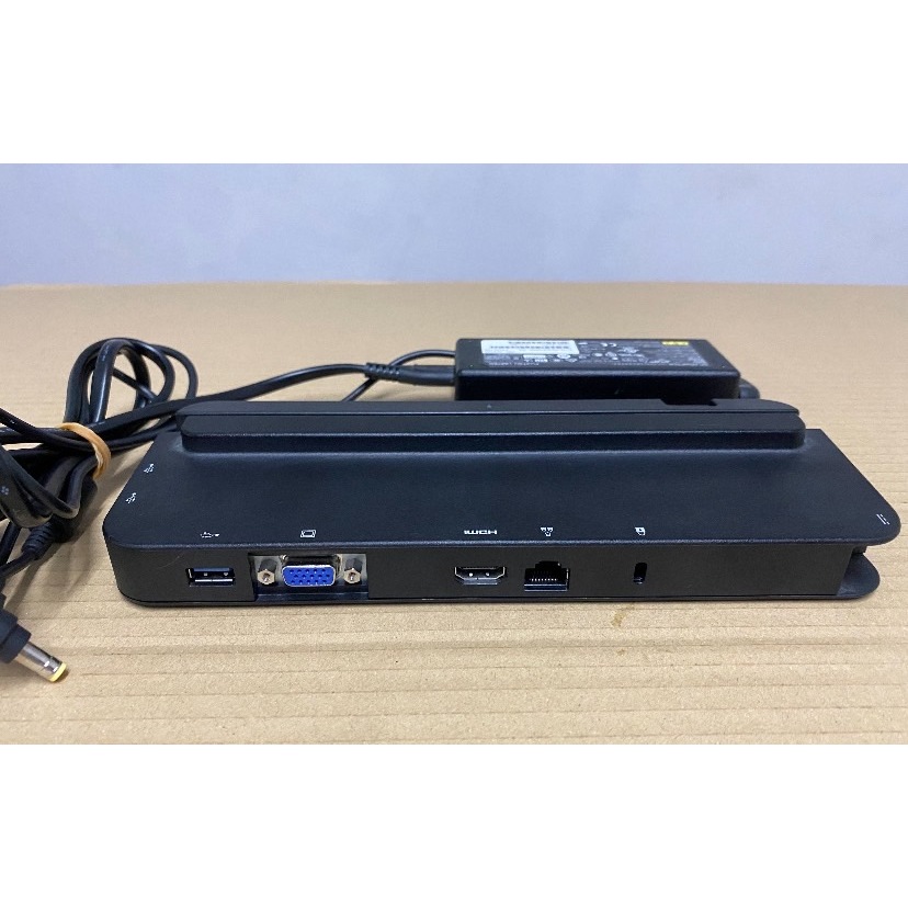 แท่นวางแท็บเล็ต 2 in 1 Fujitsu ArrowsTab  Q508/SEกับQ738/SB พร้อมช่อง port ต่างๆใช้ได้ทั้ง 2รุ่น(มือ