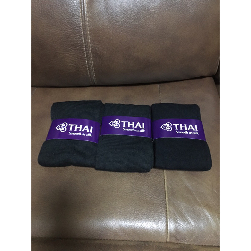 ถุงเท้ายาวการบินไทย สีดำ(3คู่50฿)