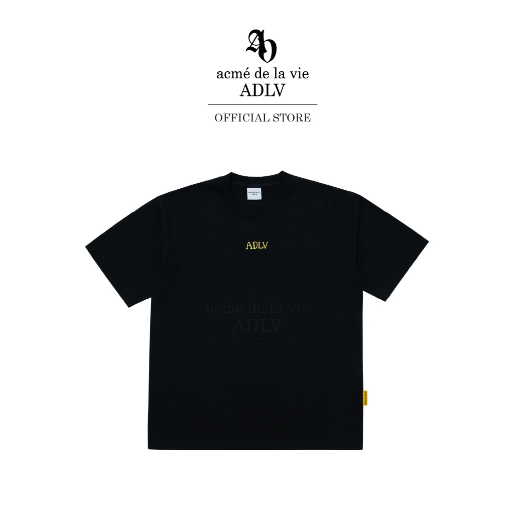 ADLV [acme de la vie] เสื้อยืด Oversize รุ่น Glossy Basic Logo Short Sleeve T-Shirt Black Black (50121SGLSSU_F3BKXX)