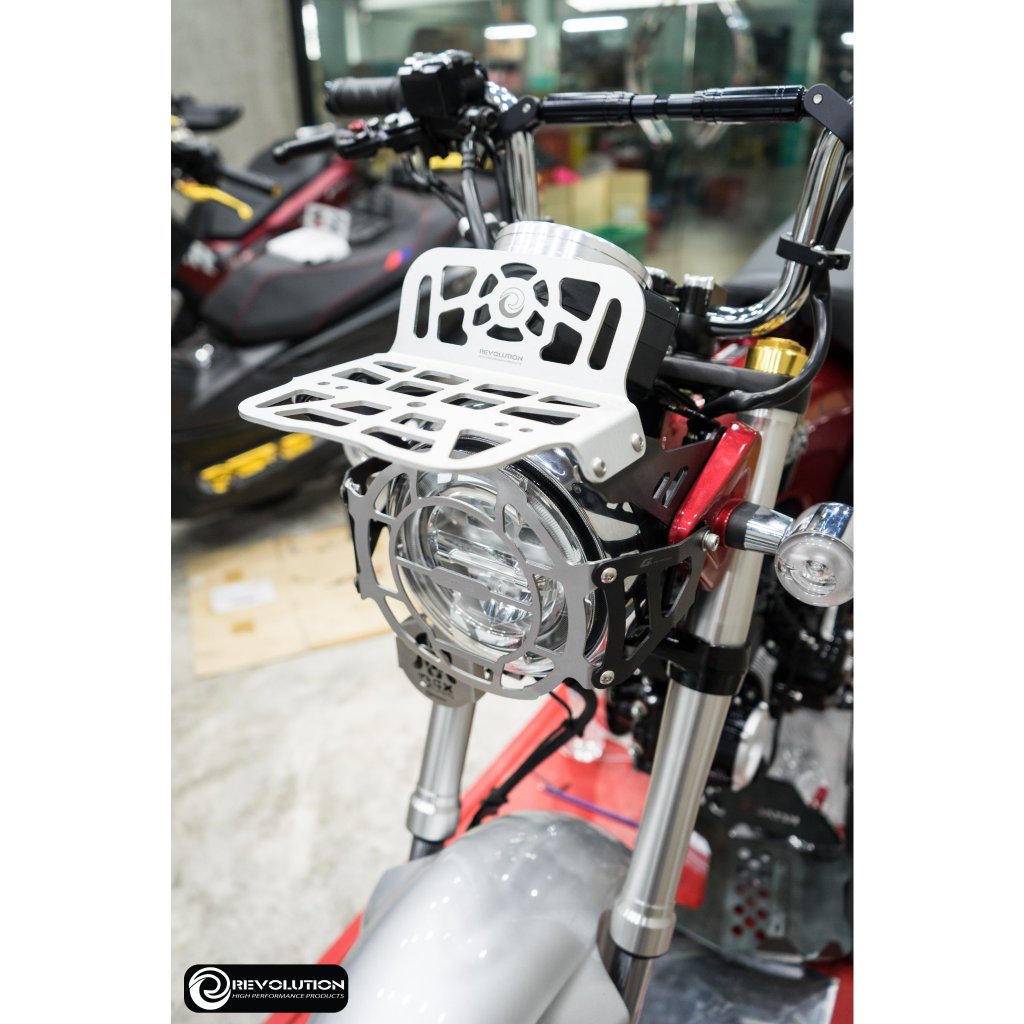 ตะแกรงบนไฟหน้า (อลูมิเนียมขาเหล็ก) REVOLUTION V2 ST-125DAX/MONKEY-125 (4-5 เกียร์)