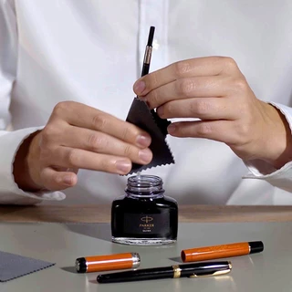 Parker น้ำหมึกขวด 57ml สีน้ำเงิน สีน้ำเงินเข้ม สีดำ หมึกขวดใช้กับหลอดสูบหมึก PARKER Quink Bottle Ink for Fountain pen