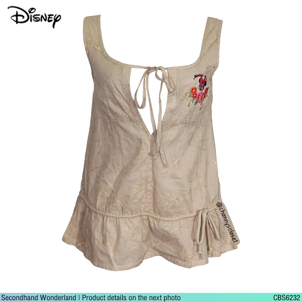 💖USED Disney - Cream Floral Ruffle Top | เสื้อแขนกุดสีครีม เสื้อเอวระบาย มินนี่เม้าส์ ลายดอก ลายปัก โบว์ แท้ มือสอง