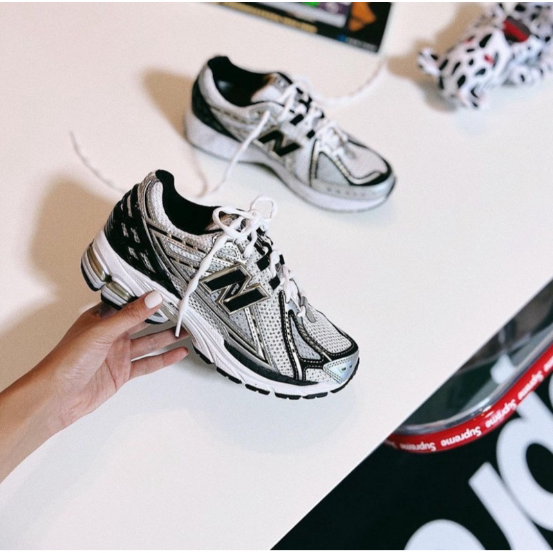 [รอสินค้า 2-5วัน] New Balance 1906R White Metallic Gold แท้ 100% (M1906RA)