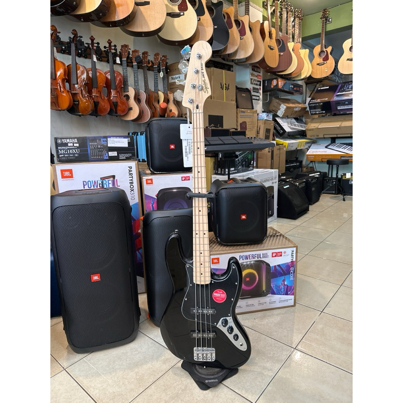 Squier Affinity Series Jazz Bass