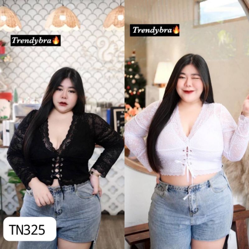 TN325.เสื้อแขนยาวลูกไม้ รุ่นแต่งตาไก่สานอก
