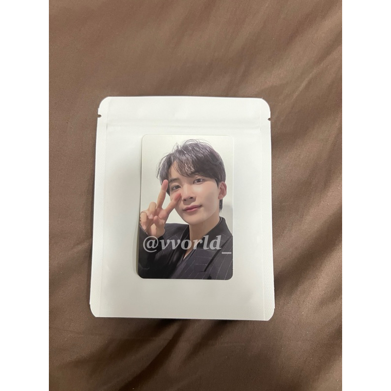 Seventeen Pop-up ❤️ Photocard - jeonghan