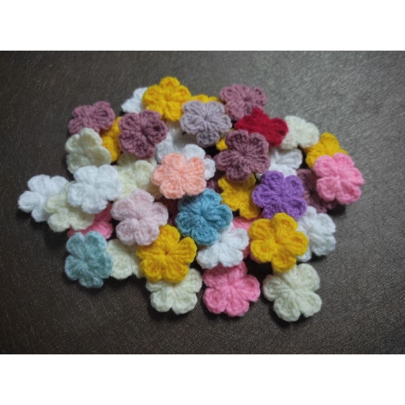 ดอกไม้ตกแต่งไหมพรมถัก*สินค้าพร้อมส่ง*