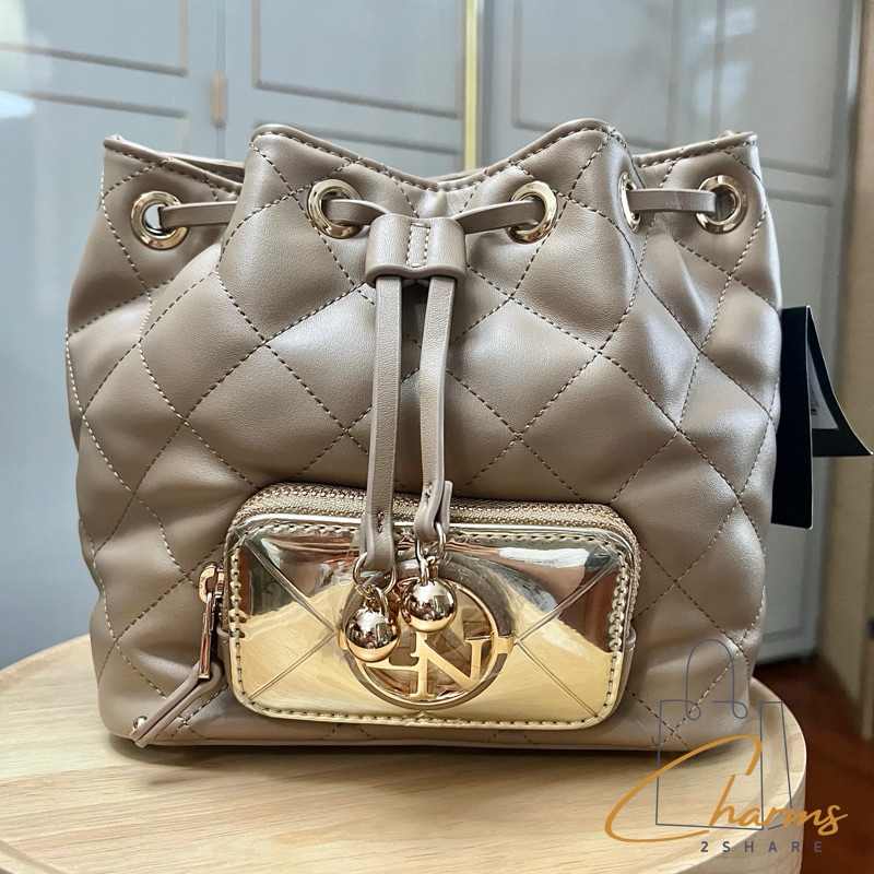 [KEPT UNUSED ส่งต่อ] กระเป๋า LYN Bucket Bag แท้ 💯%