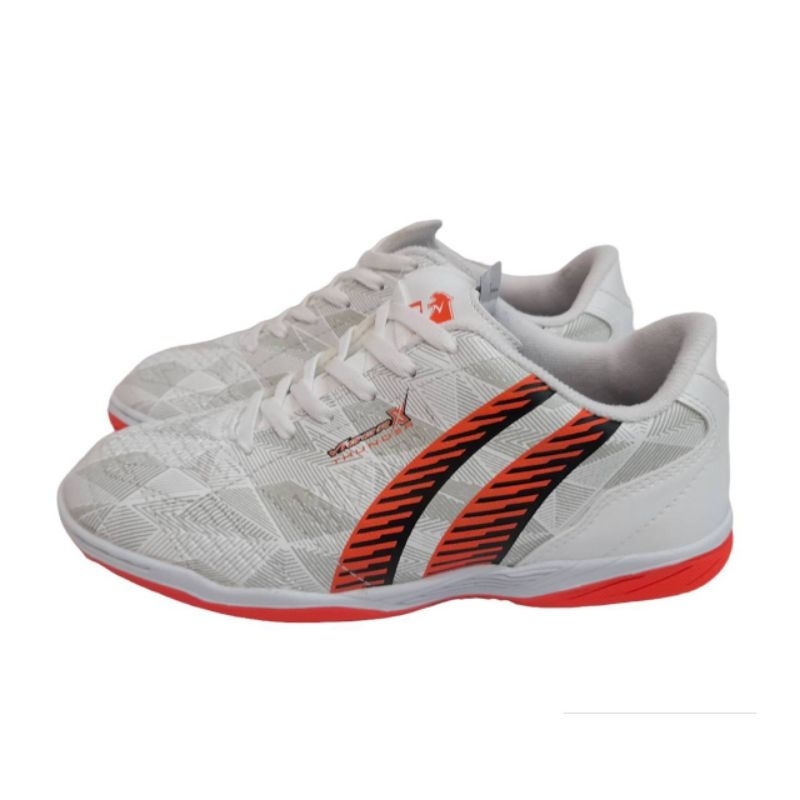 Pan รองเท้าฟุตซอลเด็ก Pan VigorX THUNDER Size 32-38 PF14PA ราคา 679 บาท