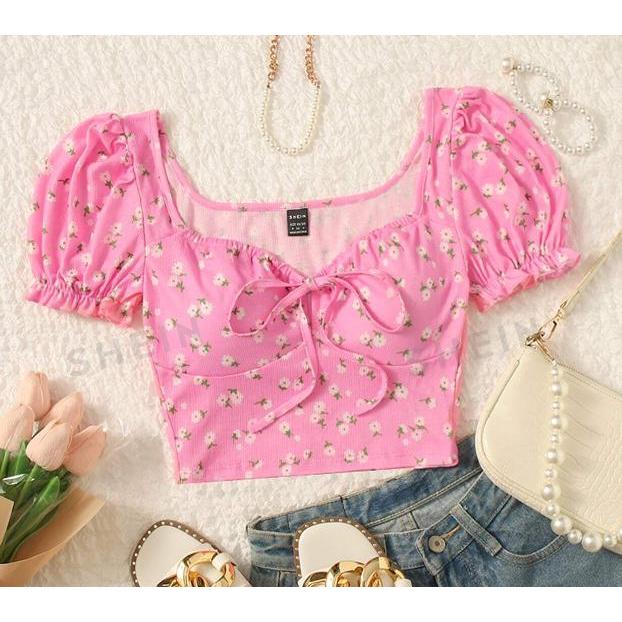พร้อมส่ง เสื้อครอป เบลาส์ แขนตุ๊กตา ลายดอกไม้ ผูกโบว์หน้า มีไซส์ XS-XL