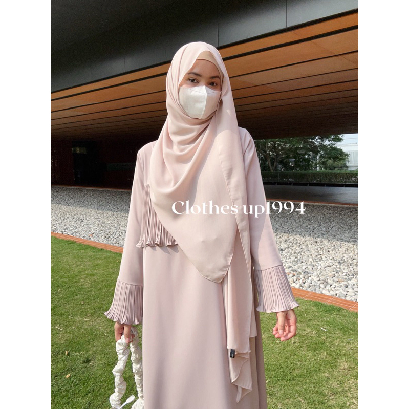 clothesup pleated waves dress พลีทระบายอก