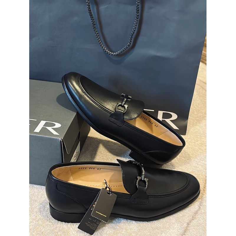 💥ปล่อยต่อ💥 รองเท้า DAPPER / size 42 (27.5cm)