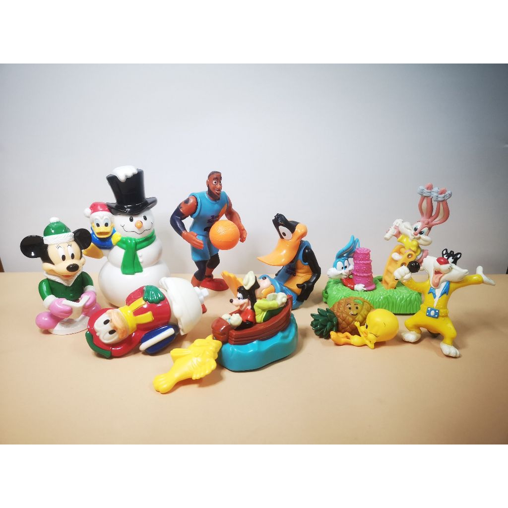 ของสะสม Disney - Looney tunes (มือสอง)