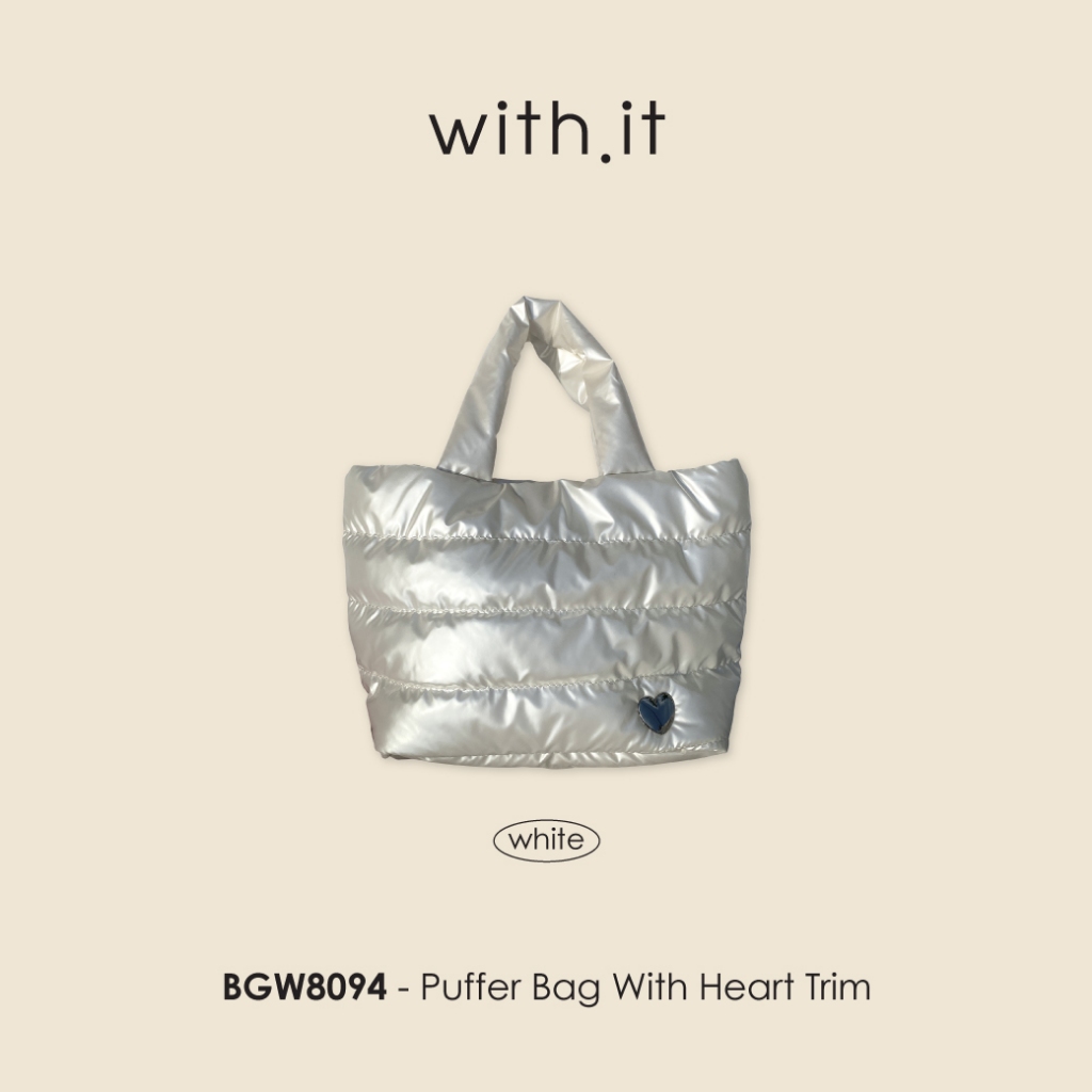 with.ti.store- BGW8094 กระเป๋าพัฟเฟอร์ตกเเต่งหัวใจ