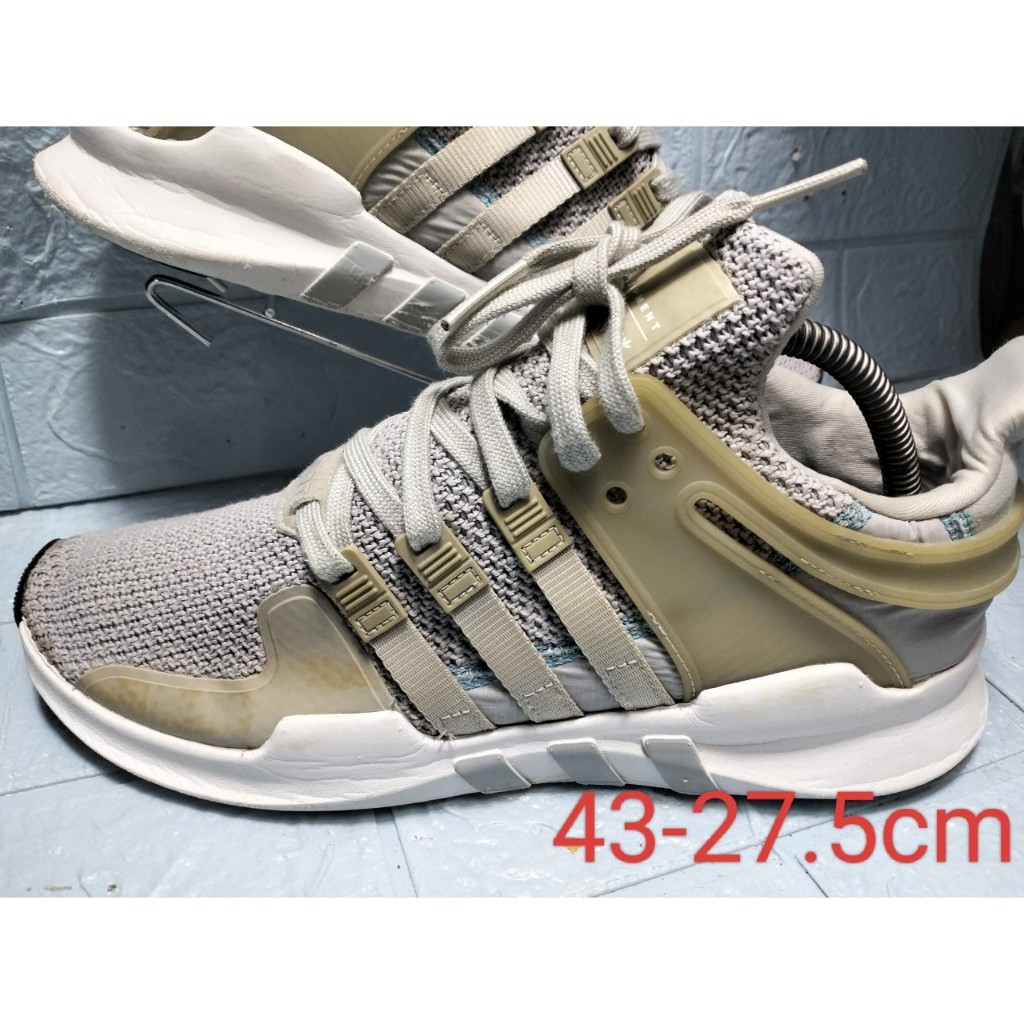 ลดราคา รองเท้าผ้าใบมือสอง adidas eqt ชาย size 43 -27.5 cm