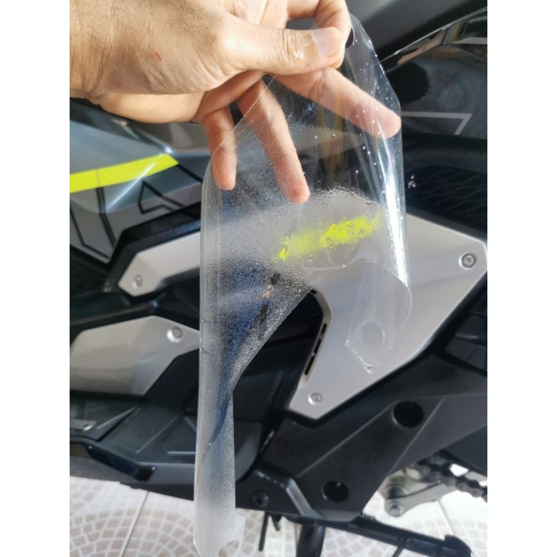 X-adv750​ ปี21-24 ฟิล์มใสกันรอยเฟรมข้าง