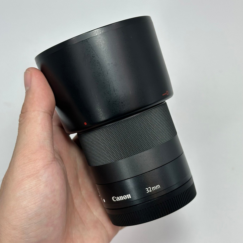 Canon EF-M 32mm f/1.4 STM Lens