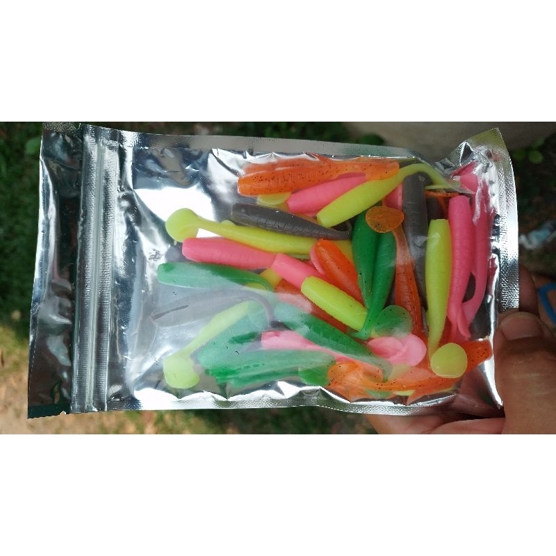 เหยื่อปลอมปลายาง ตกปลาช่อน สุดคุ้มยกซอง30ตัว